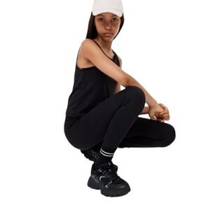 H&M girls 8-10Y athletic leggings black‎